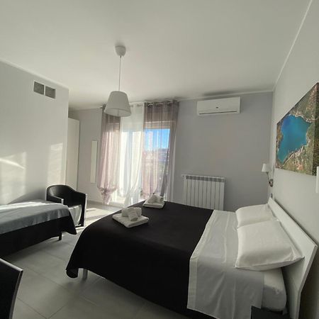 Colline Del Sole Bed & Breakfast ซานซัลโว ภายนอก รูปภาพ